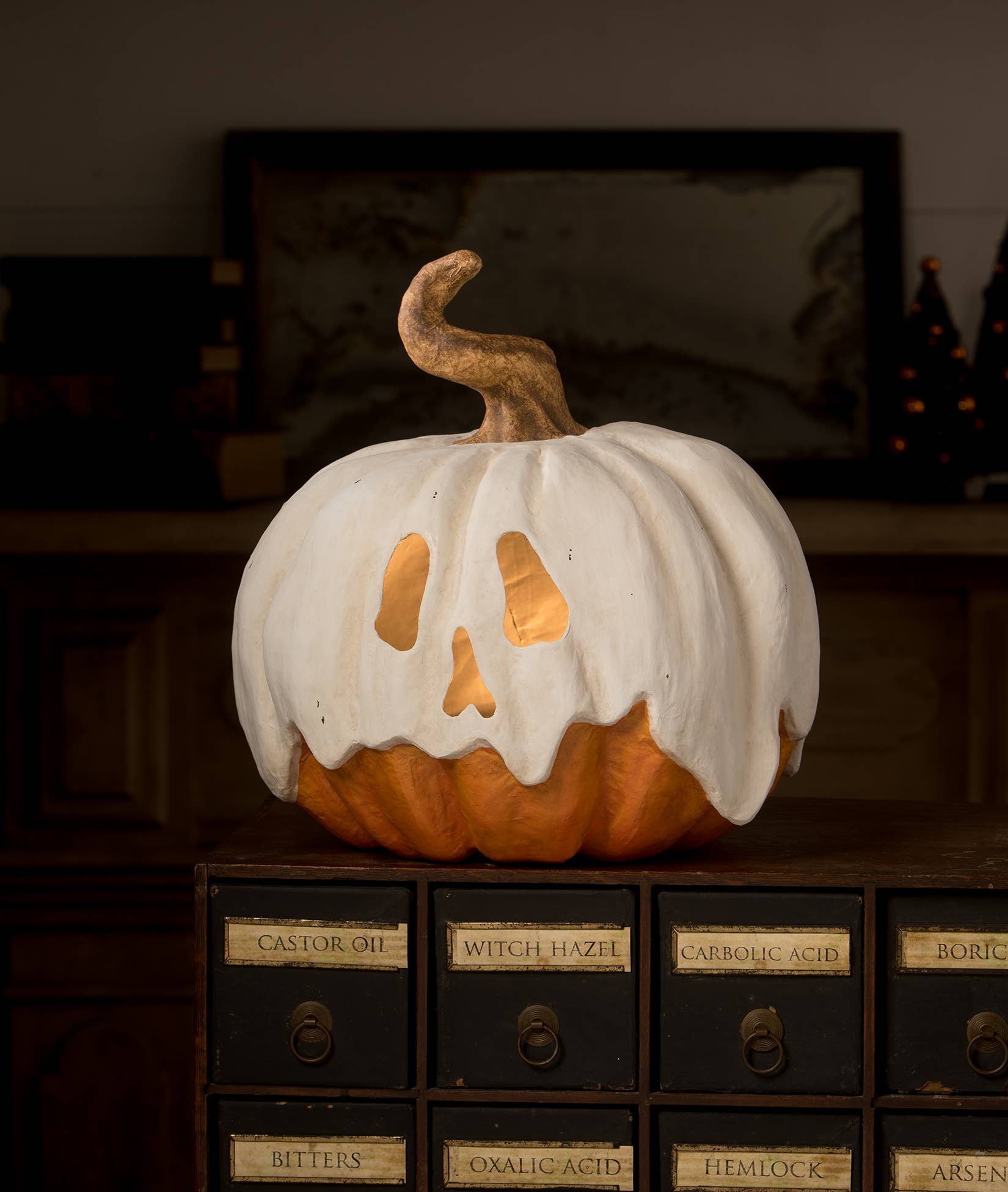 Bethany Lowe Designs - Wholesale Decorative Tabletop Object - Ghost Jack Paper Mache