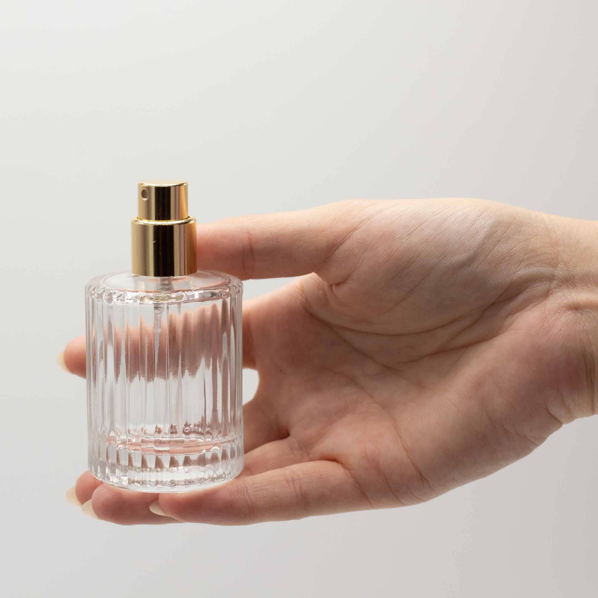 AWGifts Europe - Wholesale Perfume/Eau de Toilette - 50ml Round Ribbed Bottle, Spray and Cap2