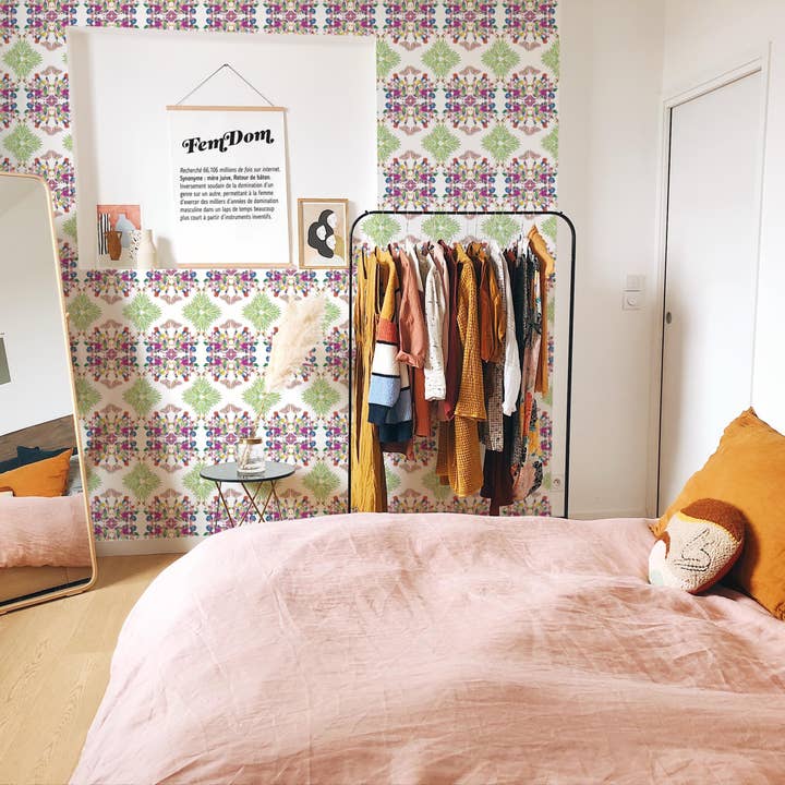 Erostick – Großhandel Tapete – FemDom Hintergrundbild2