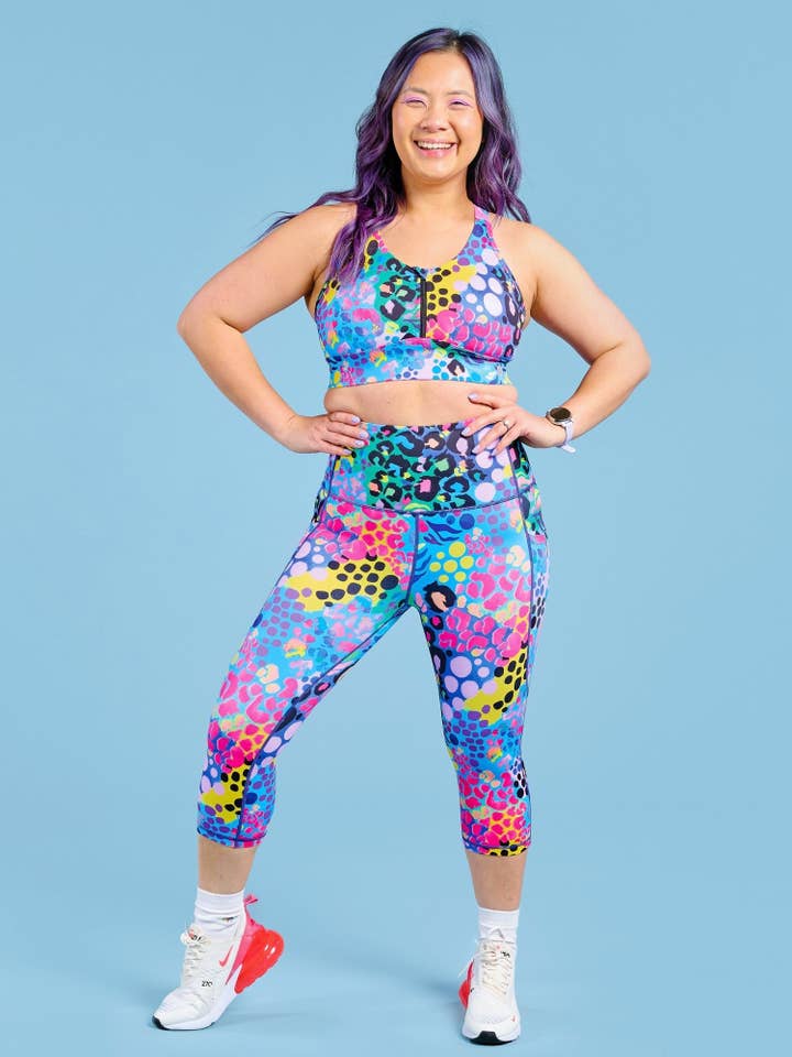 Elektrisk Leopard Vardagskort Leggings - 3/4 längd för wholesale av Mama Movement