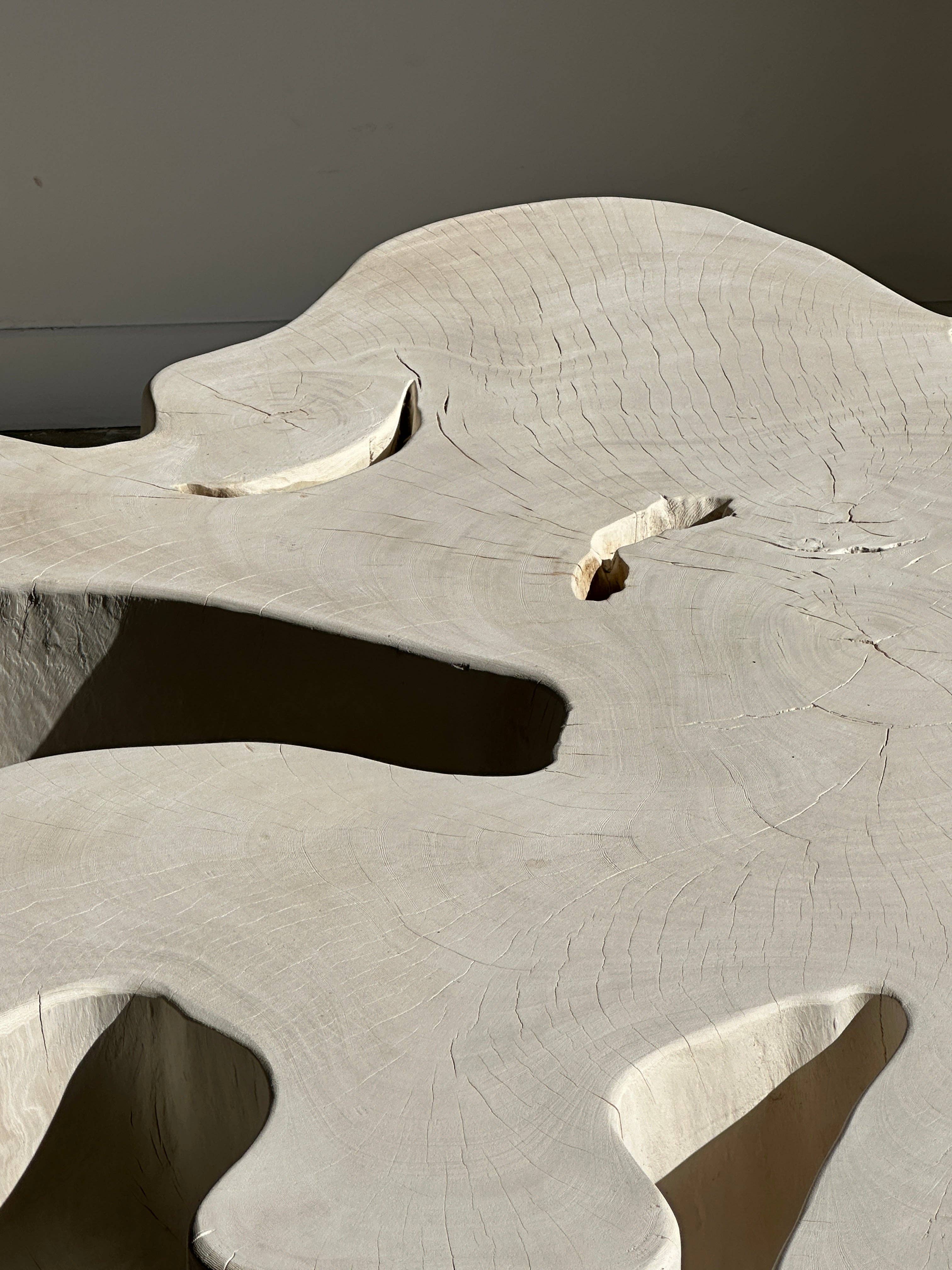 Office Objets - Wholesale Coffee Table - Very large coffee table in bleached mango wood with organic top D:140cm2