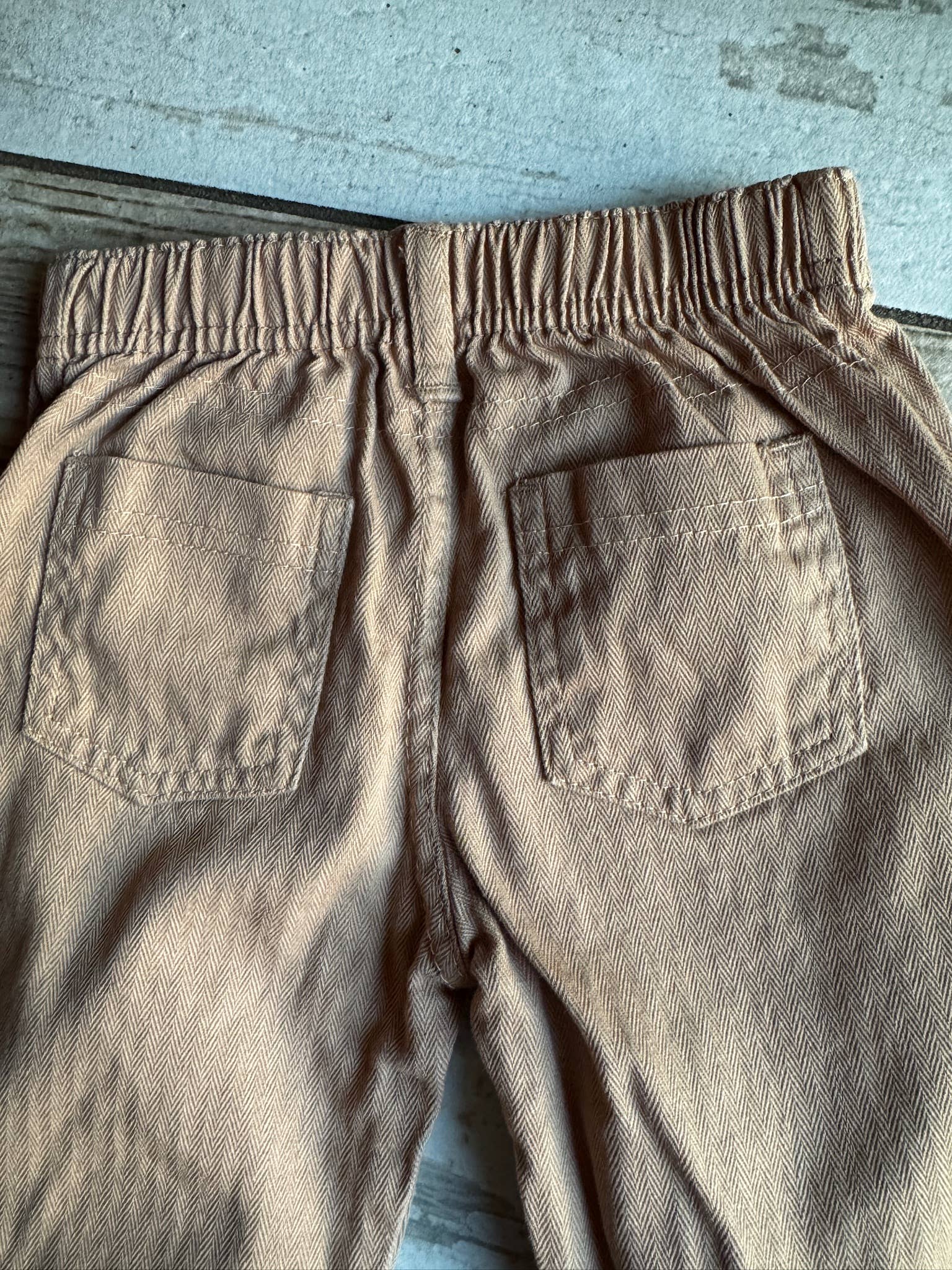 Hammy Downs Threads - Wholesale Pants - Kids - Khaki Pants 
Sz-18 M 1 Pc avail only 1 of a kind5