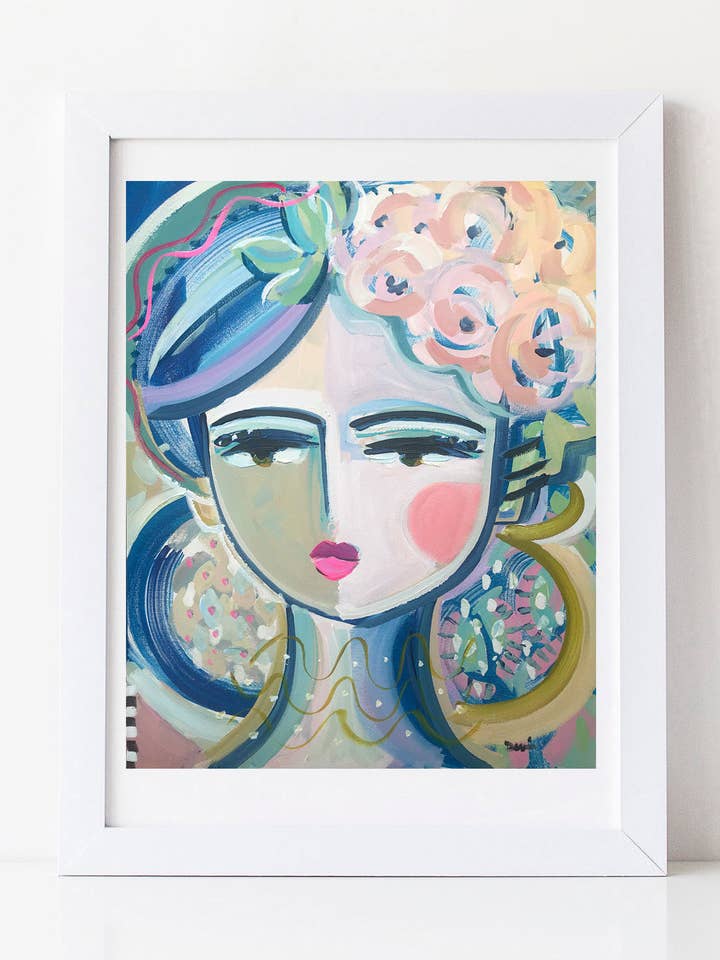 Ritratto di ragazza guerriera stampato su carta «Odette» di Maren Devin per la vendita all'ingrosso da parte di Maren Devine Art