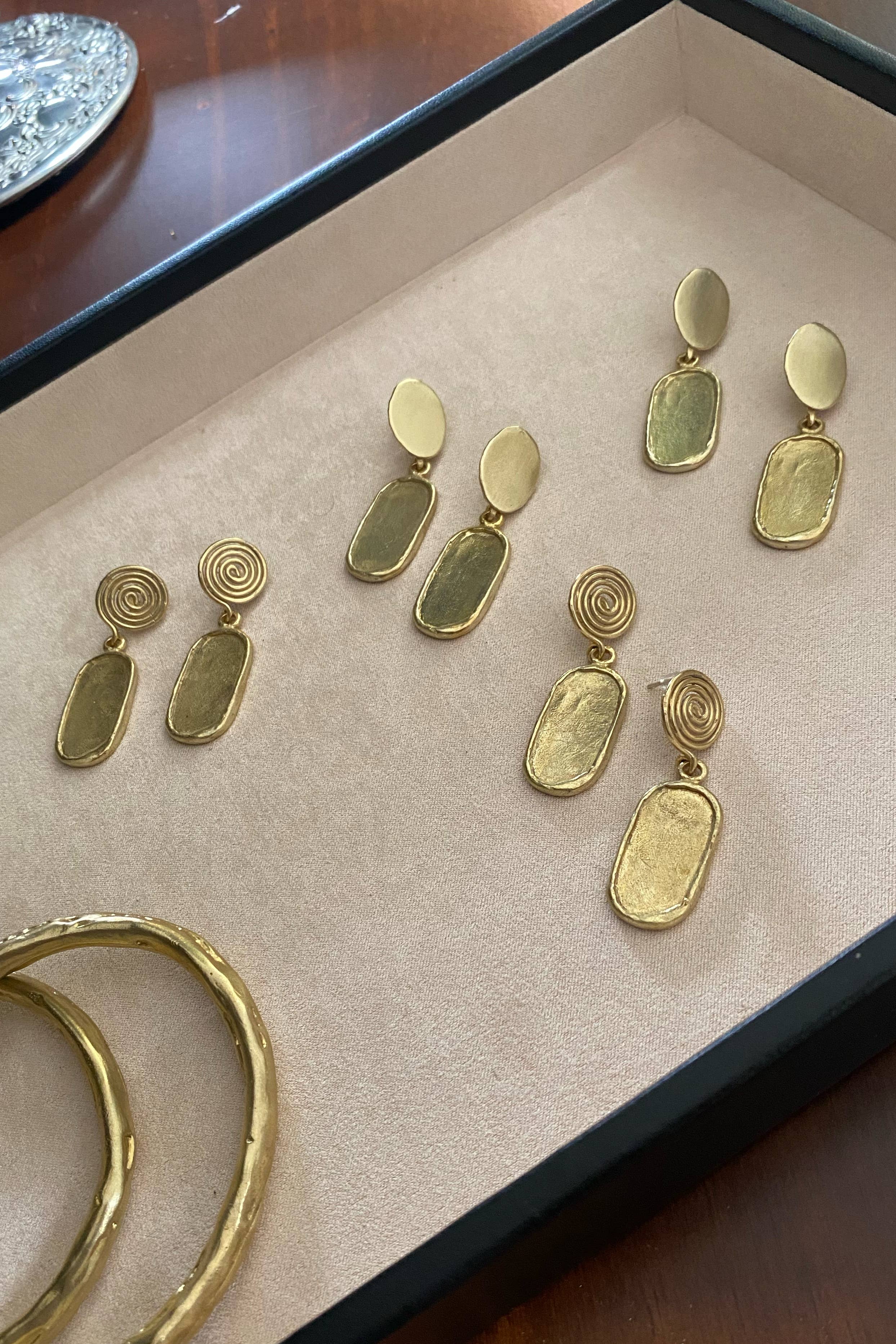 Mahnal Jewelry - Wholesale Dangle Earrings - Batina Earrings2