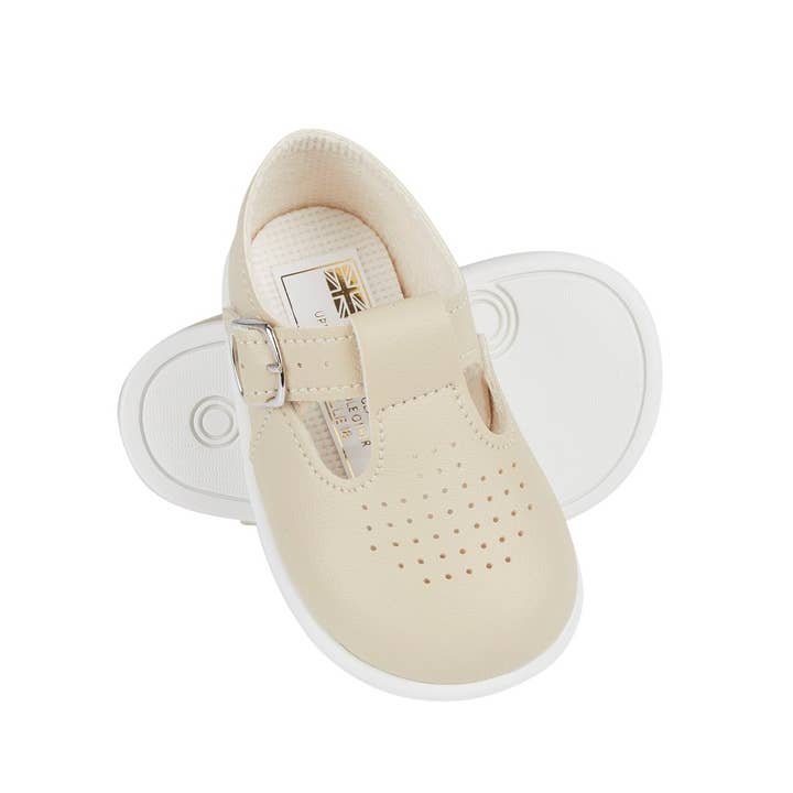 Early Days & Baypods - Wholesale Cot shoes – Baby - H501 First walker buckle T-bar style with punchette detail8