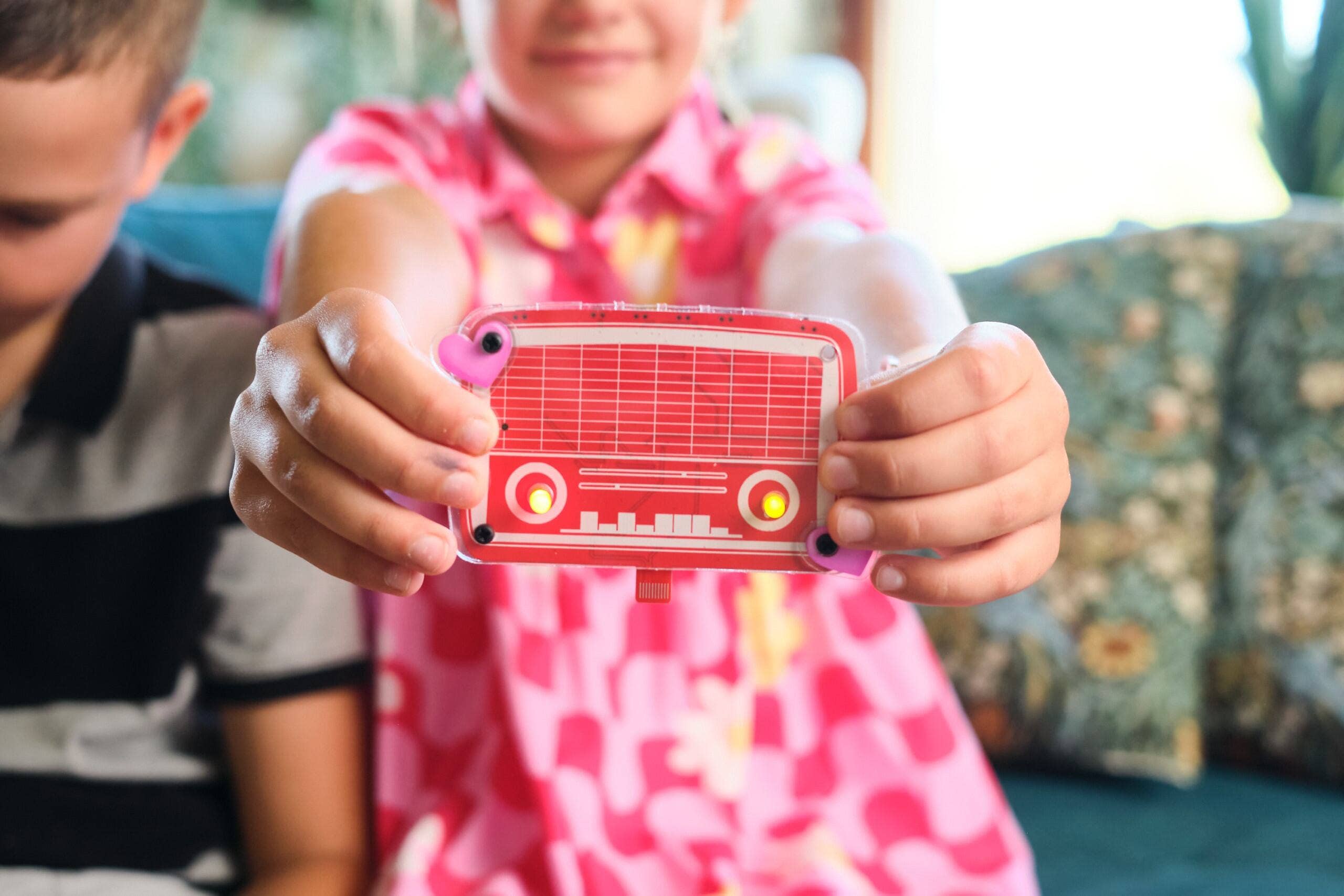 CircuitMess USA - Wholesale DIY Craft Kit - Kids - Wacky Robot Hertz - DIY Mini Robot6