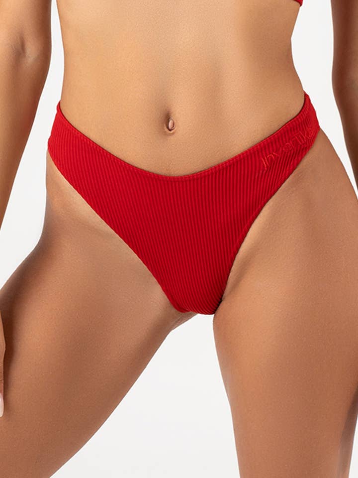 Armonika mikrofibertrosa med ribbad V-skärning och push-up för wholesale av Invertika