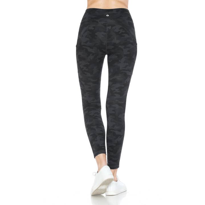 MULTI Premium Nylon Activewear Print Capri Leggings (25" Indersøm) for engroshandel på Faire