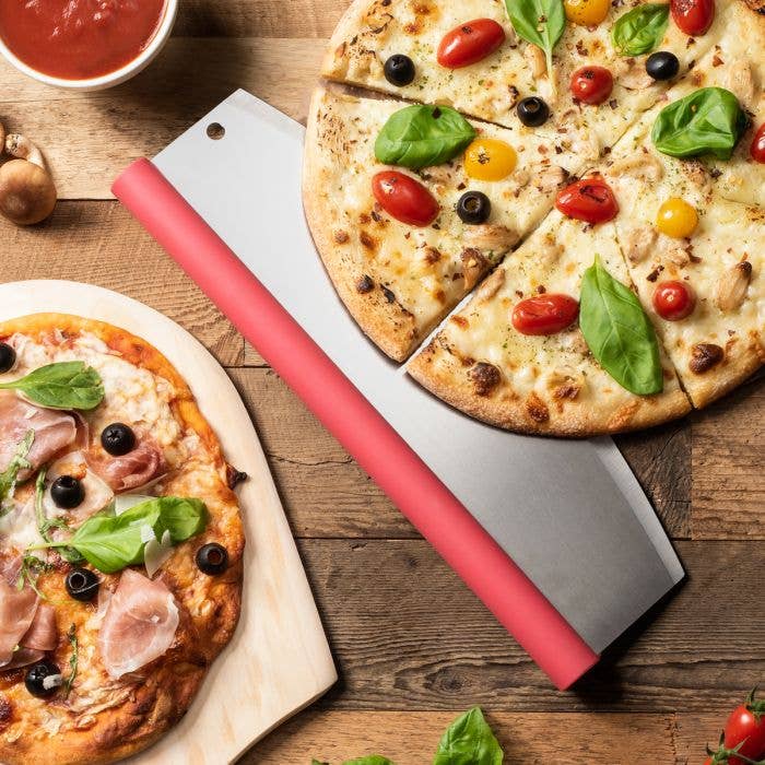 HIC - Harold Import Co. - Wholesale Kitchen Tool/Gadget - Fantes Cousin Luca's Rocking Pizza Cutter With Blade Guard7