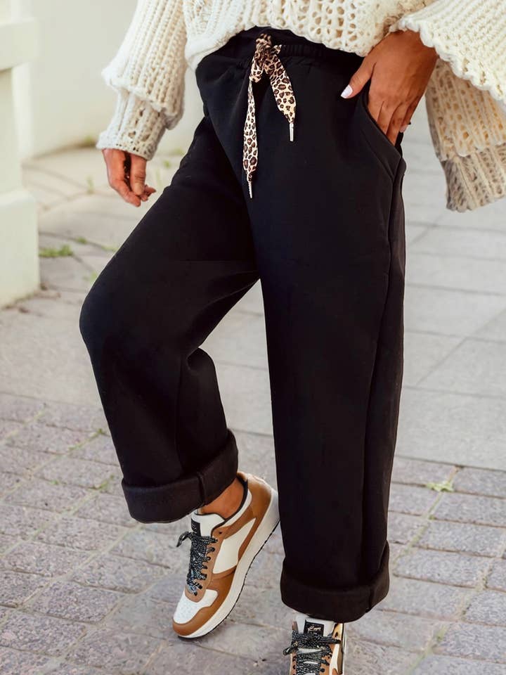 1 the Woman - Wholesale Pants - Women's - Fleece Lined Leopard Drawstring Elastic Waist Solid Pants2