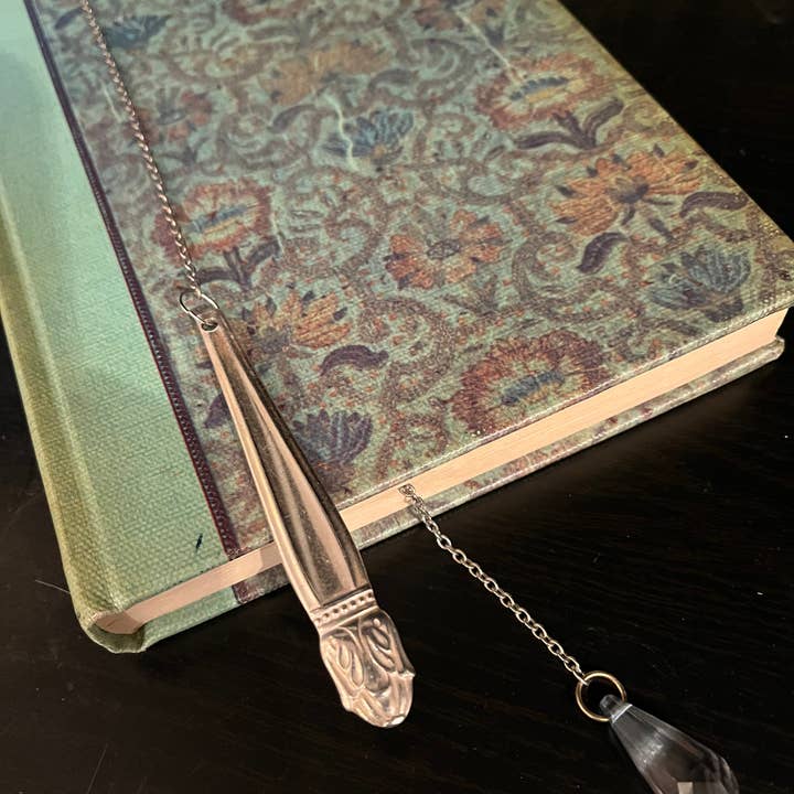 Chain Bookmark for wholesale by Cards by Design