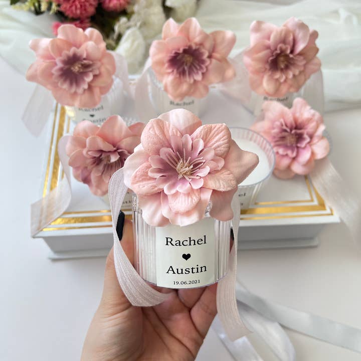 Uniq Favors - Venta al por mayor Regalo para invitados - Regalos de velas personalizados, regalos de velas a granel1