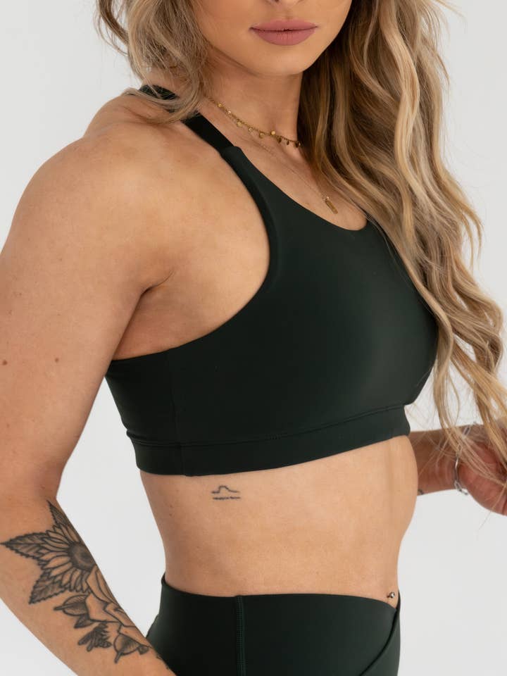 Savage Babe Collection – wholesale Sports bra – Women's – Omnia Bra - Hunter Green