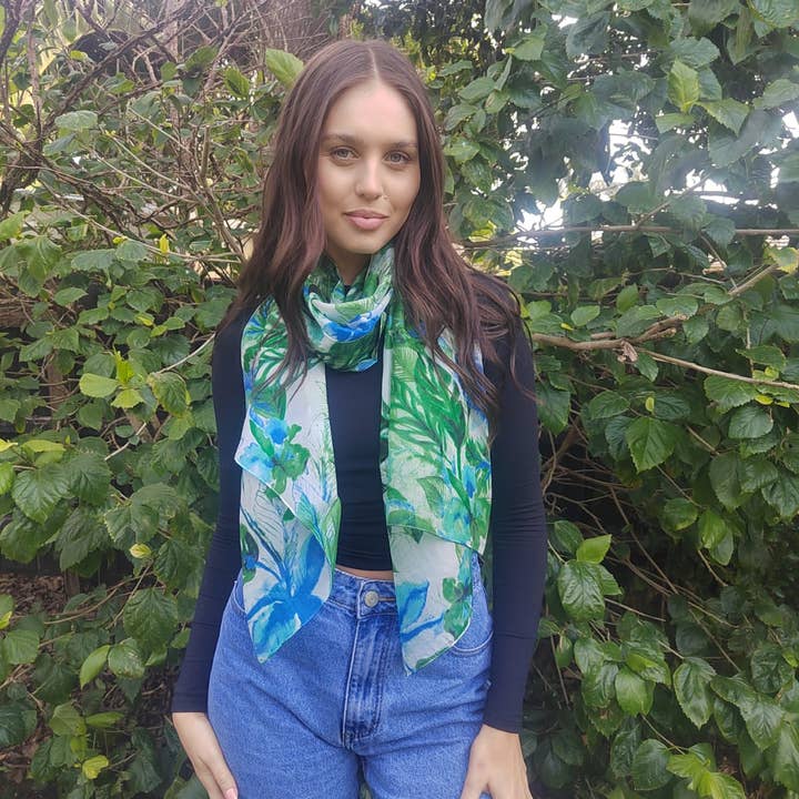 Cinnamon Creations - Wholesale Scarf – Women's - Silk Scarf - Softly Floral Scarf TS-1121/L6