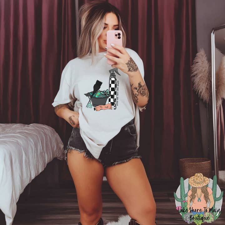 Schattig T-shirt - Kapper T-shirt - Western T-shirt - Grunge T-shirt voor wholesale door Lake Shore To Main