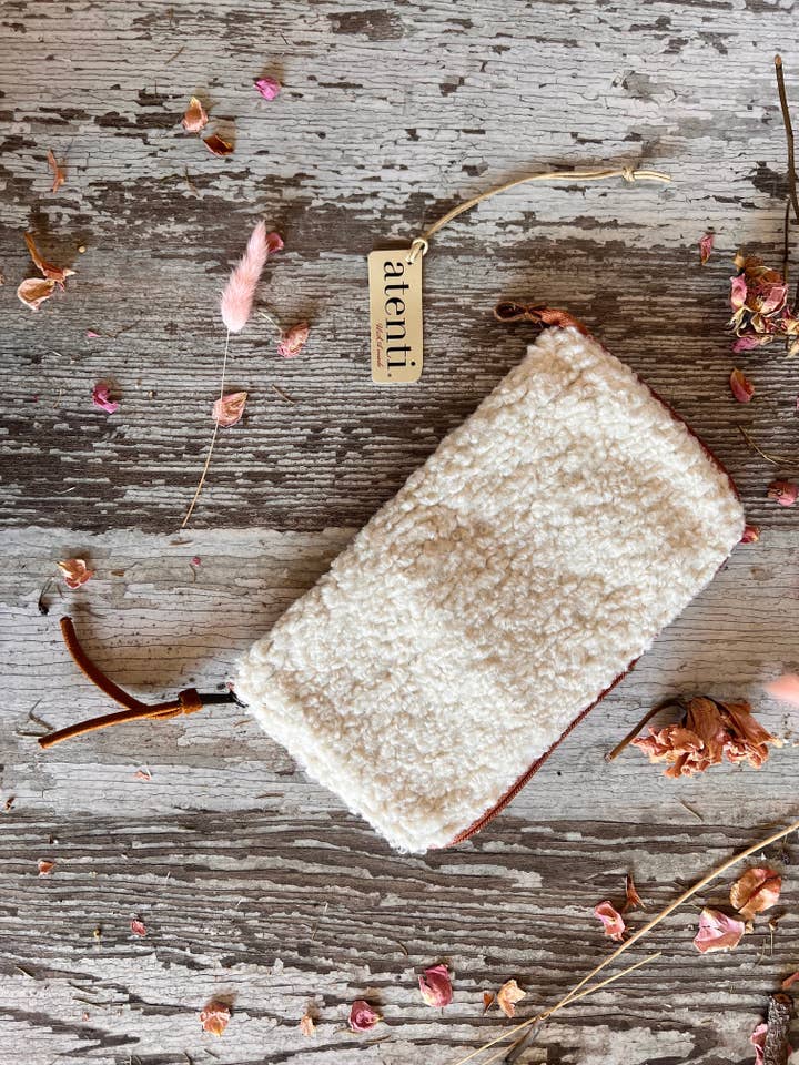 Sherpa Needles, Hooks, and Tools Case for wholesale by Atenti