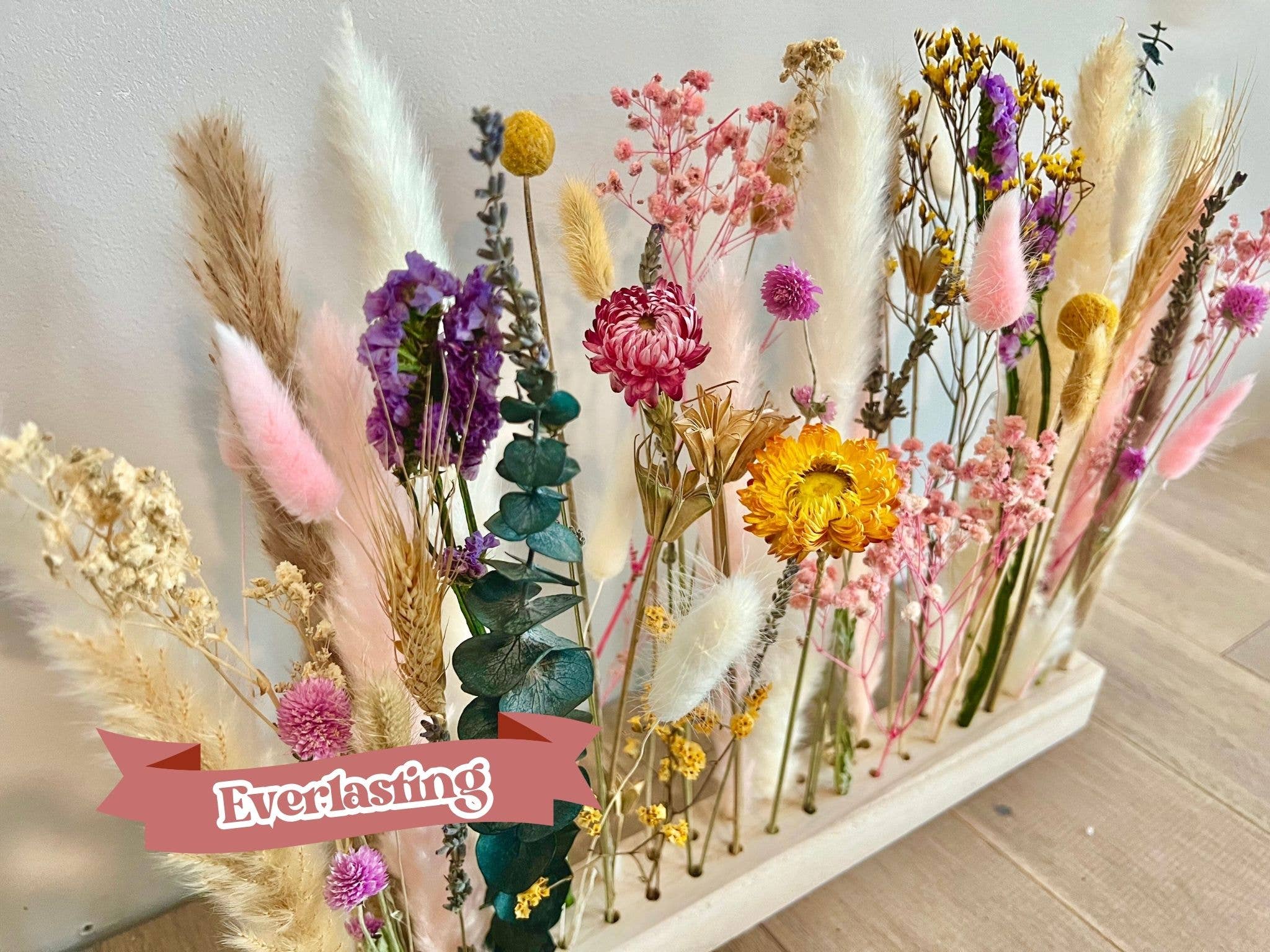 Petal And Press - Wholesale Dried/Pressed Flowers - Dried Flowers Bouquet with Wood Bar, Wooden vase2