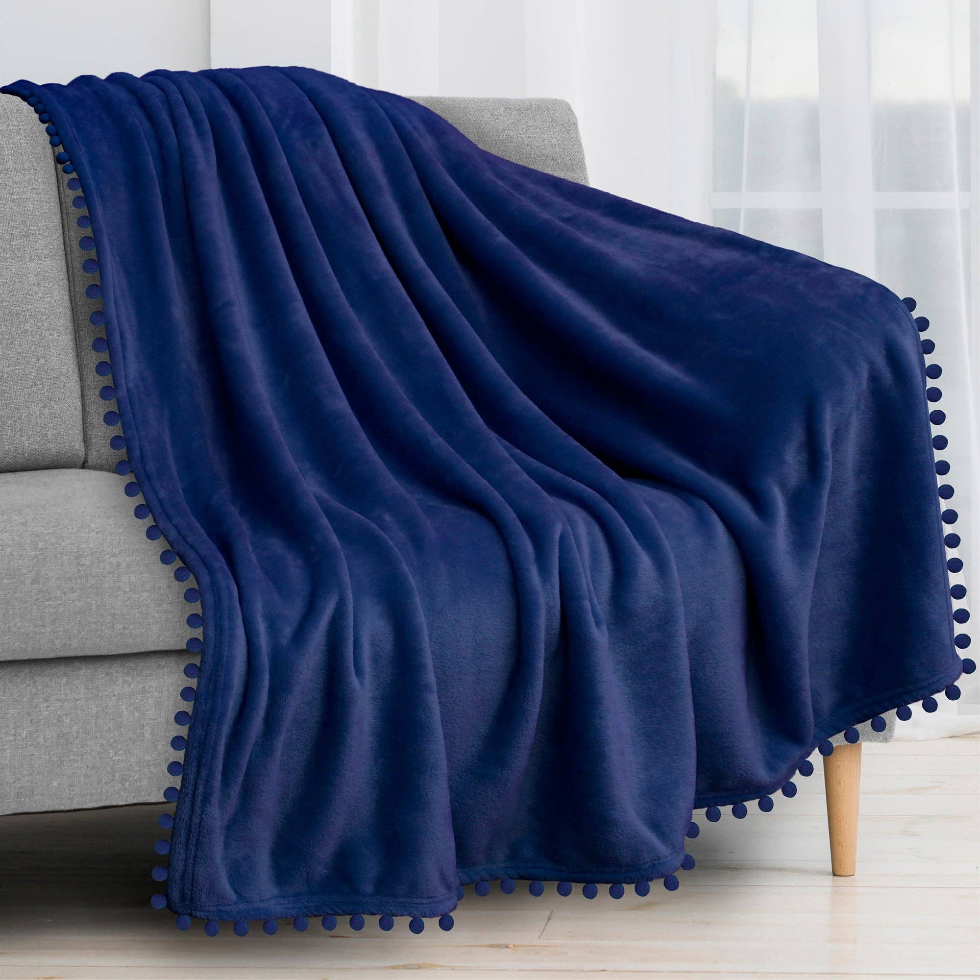 Pavilia – wholesale Prydnadsfilt – Filt med pompom-fransar8