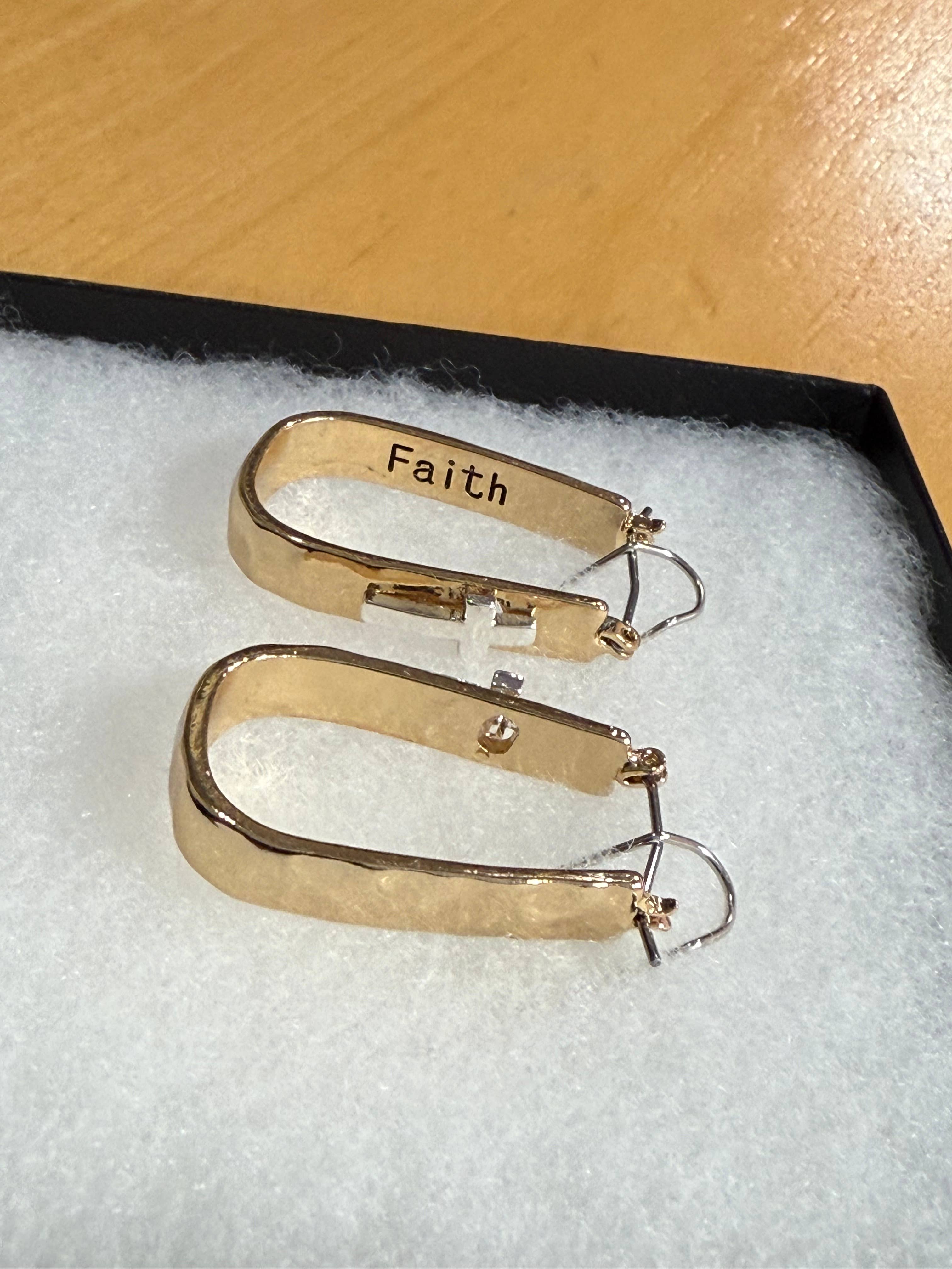 0011 PREMIERE - Venta al por mayor Pendientes de aro - Aros colgantes tipo argolla con forma de cruz Faith_Silver_Gold FR24362