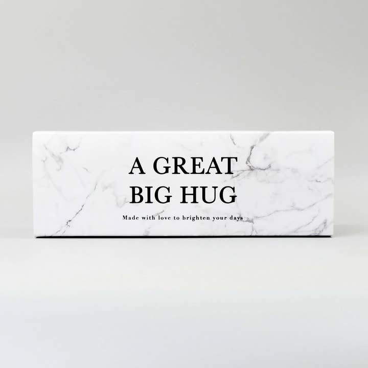 A Great Big Hug for wholesale by UniqueGiftsAG