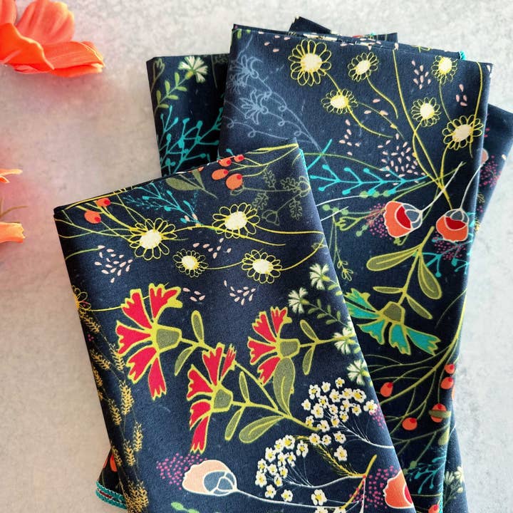 Dot and Army - Wholesale Dinner & Cloth Napkin - Pretty Peacock Cloth Napkins, set of four