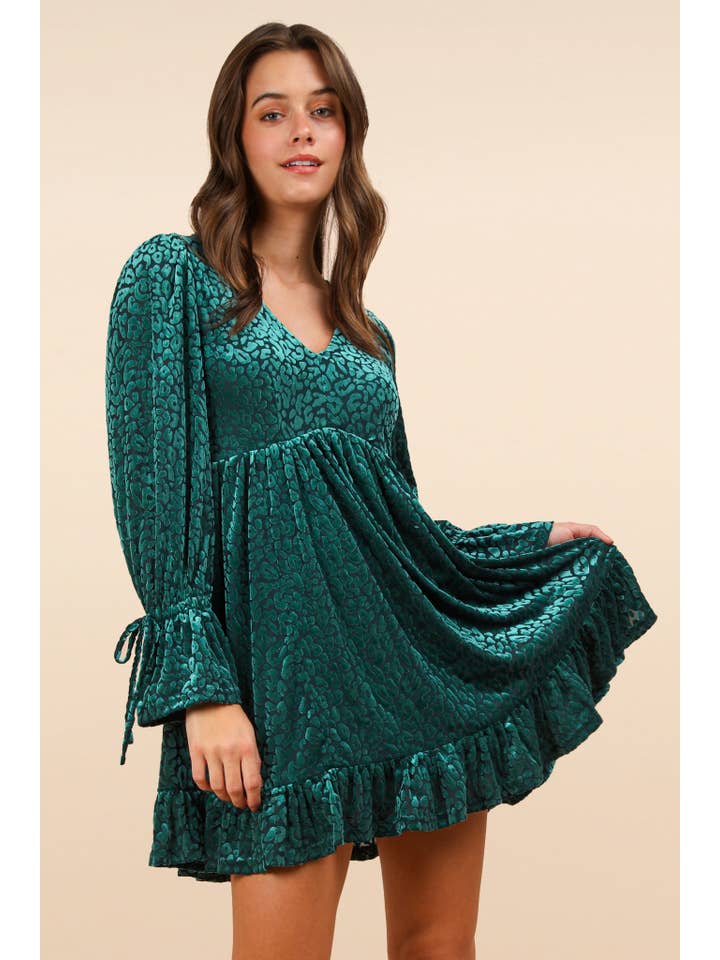 VERY J - Wholesale Dress - Women's - ND31550-Leopard Velvet Ruffled Holiday Mini Dress