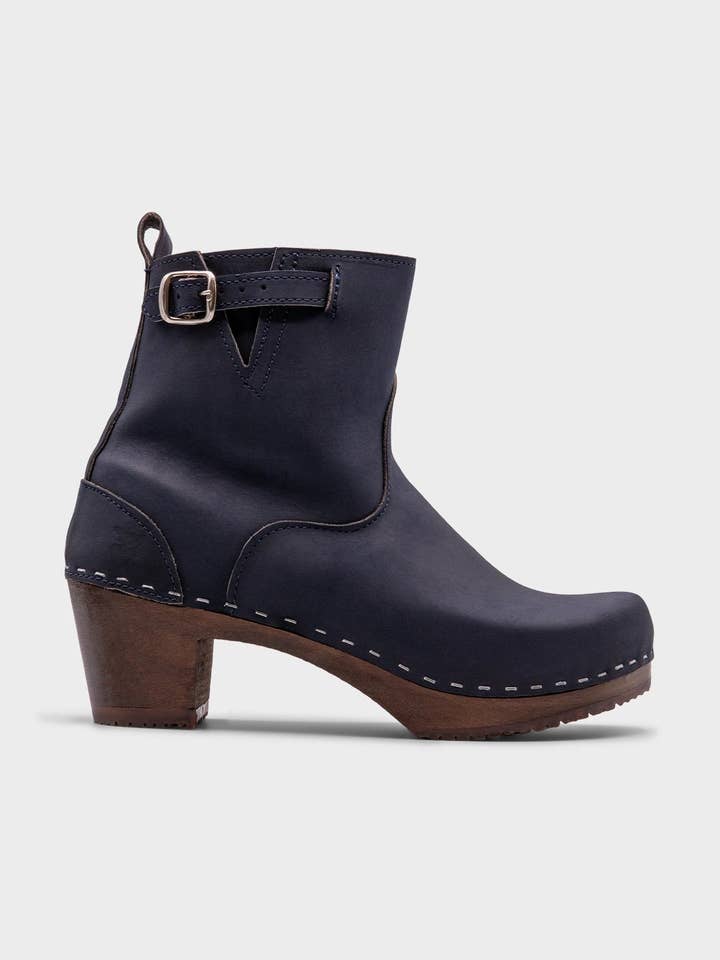 Manhattan clog boots for wholesale by Sandgrens