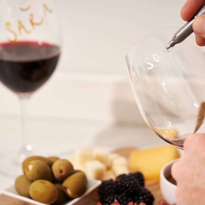 TRUE - Wholesale Wine Tool Set - Shimmer Metallic Wine Bottle and Glass Marking Pens Set of 22