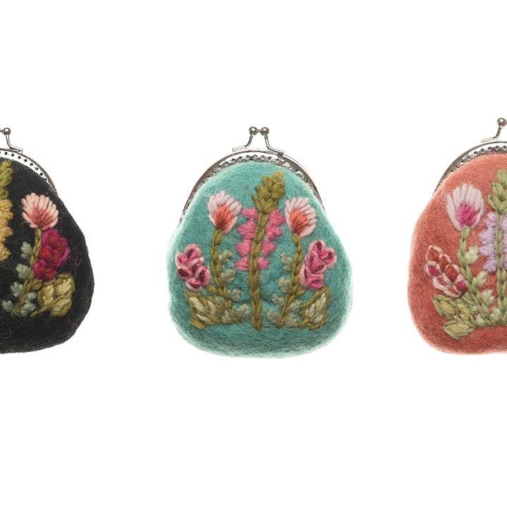 Peach Meadow Clasp Pouch for wholesale on Faire