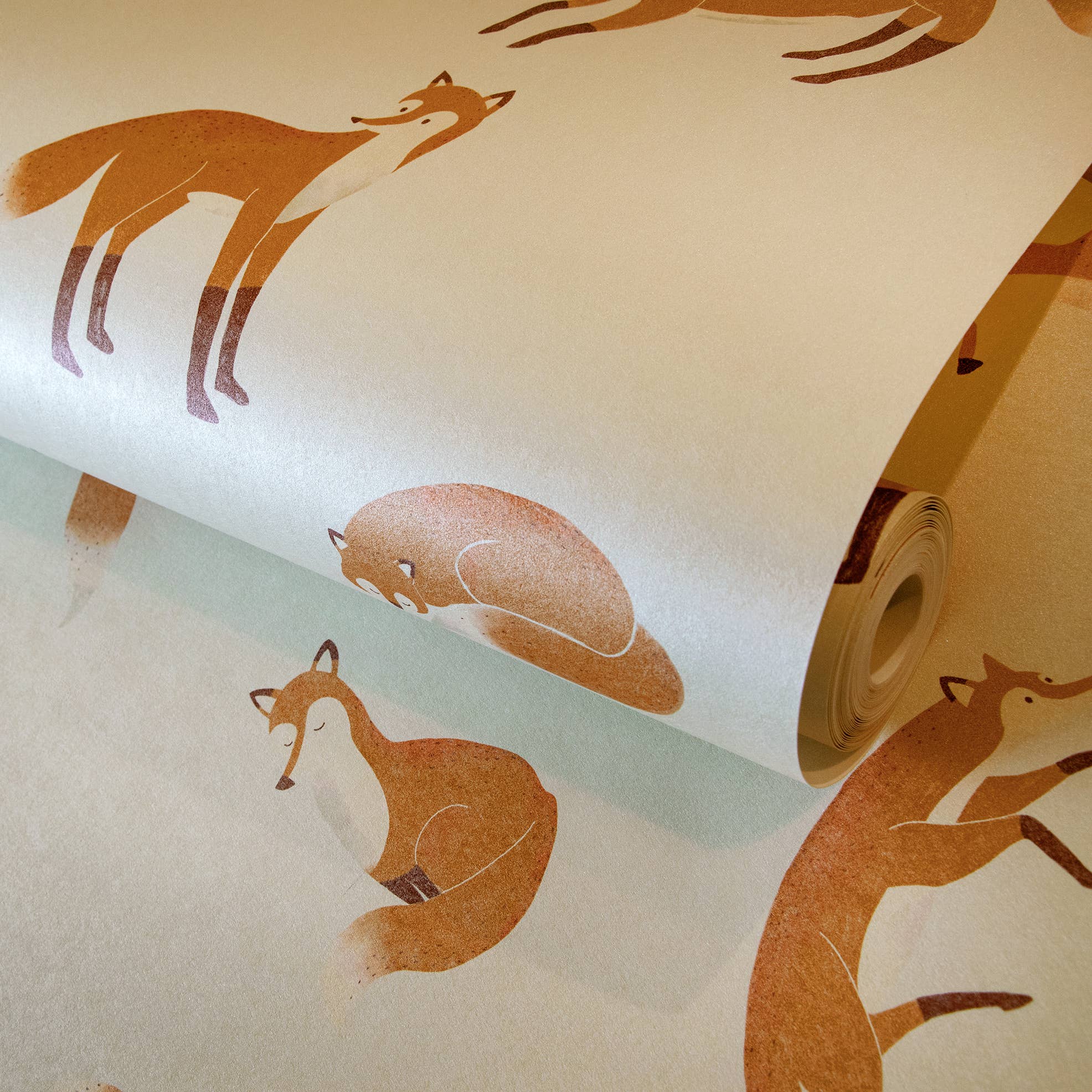 Galerie Wallcoverings - Wholesale Wallpaper - Great Kids Collection Smooth Glitter Friendly Foxes8