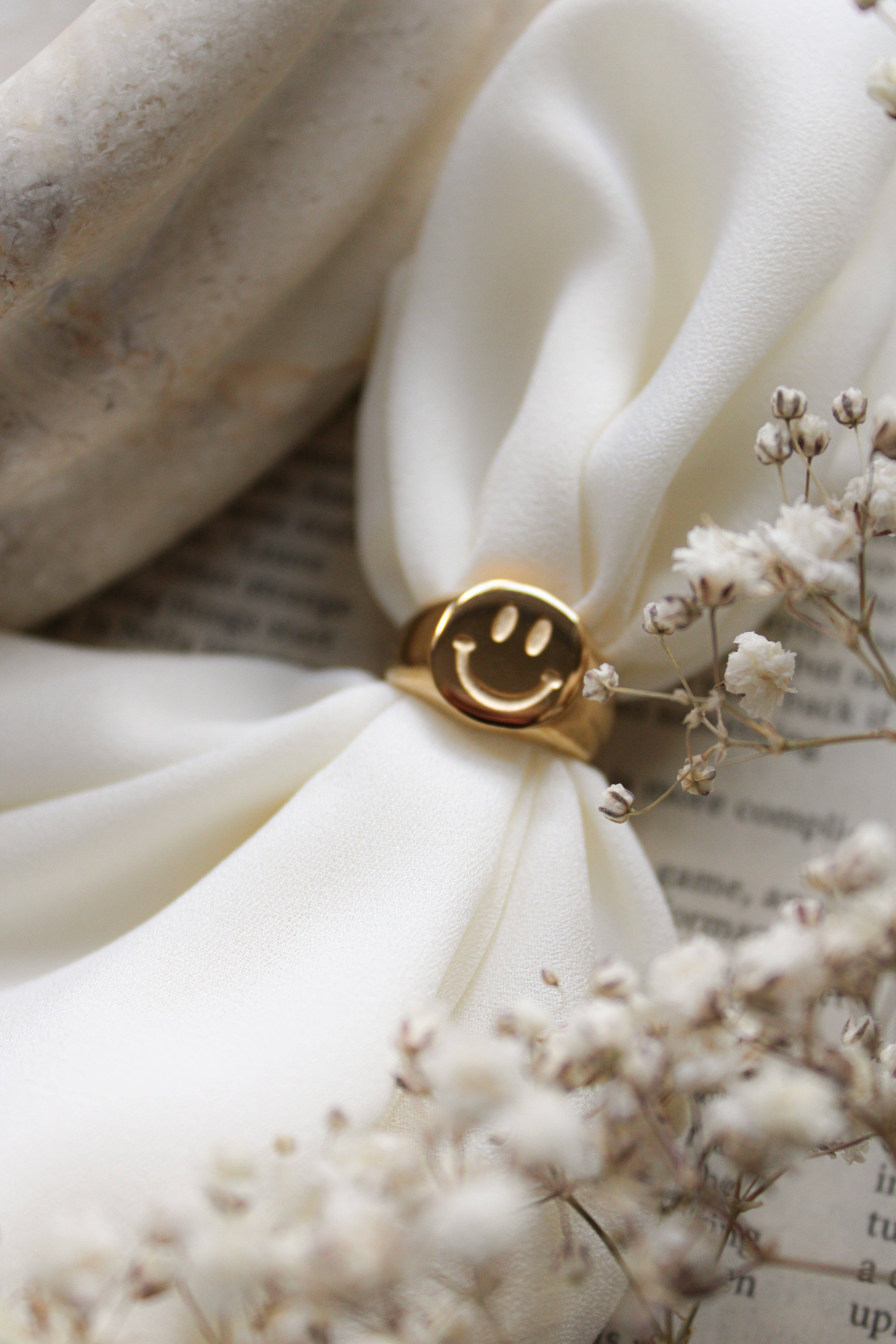 24th & Gold - Wholesale Band/Stacked Ring - Smiley Ring6