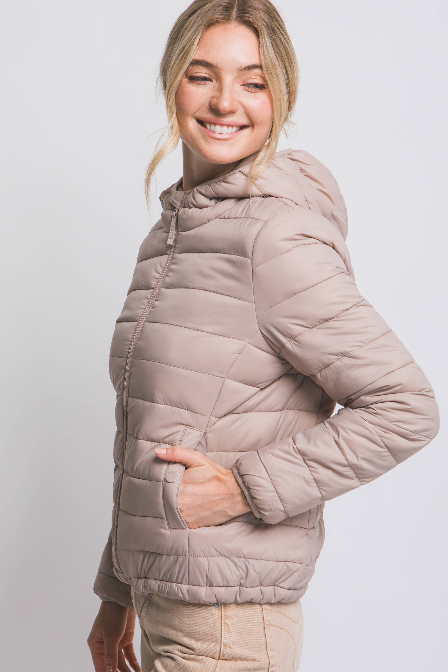 Vanilla Monkey - Wholesale Puffer Jacket - Women's - Hooded Light Puffer Jacket3