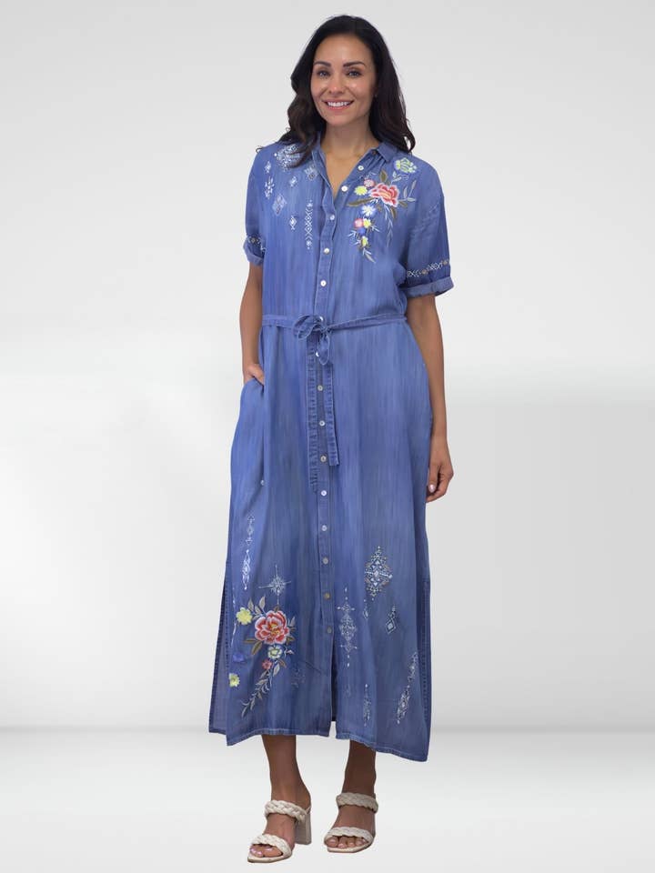 ROBE SARAI pour la vente par Caite & Kyla