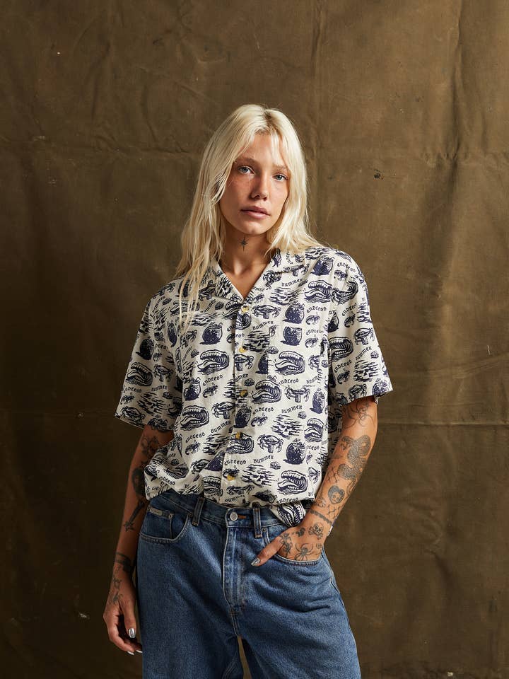 Pyknic – Großhandel Hemd mit Button-down-Kragen – Unisex – Endloser Bummer-Button-Up1