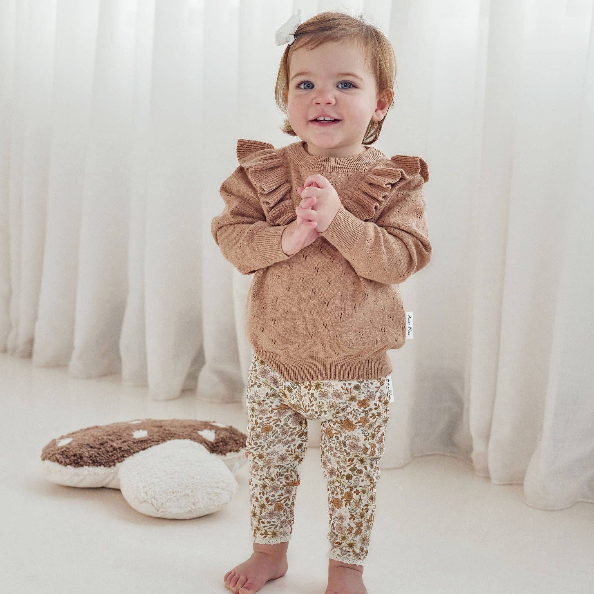 Natural Bailey Floral Leggings for wholesale on Faire1