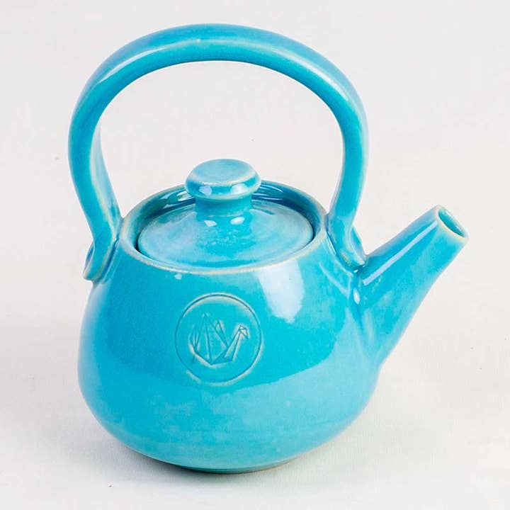 Théière artistique artisanale Swan 500 ml pour la vente par Pretty Plate