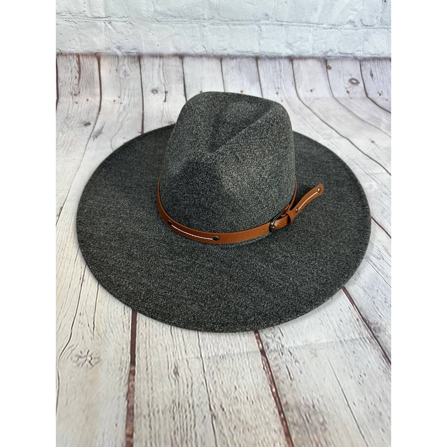 Bella Betty – wholesale Fedora – Women’s – Wide Brim Panama Hat w/ Leather Belt - Vegan Felt12