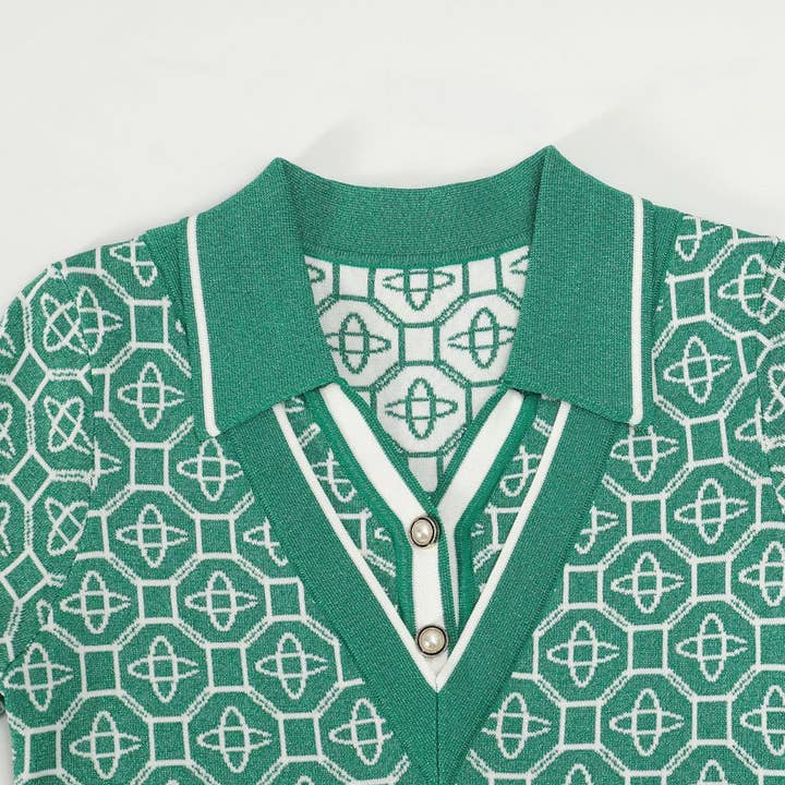 Verde Abito in Maglia 19Y con Bottoni di Perla e Finto Colletto Polo a V in vendita all'ingrosso su Faire8