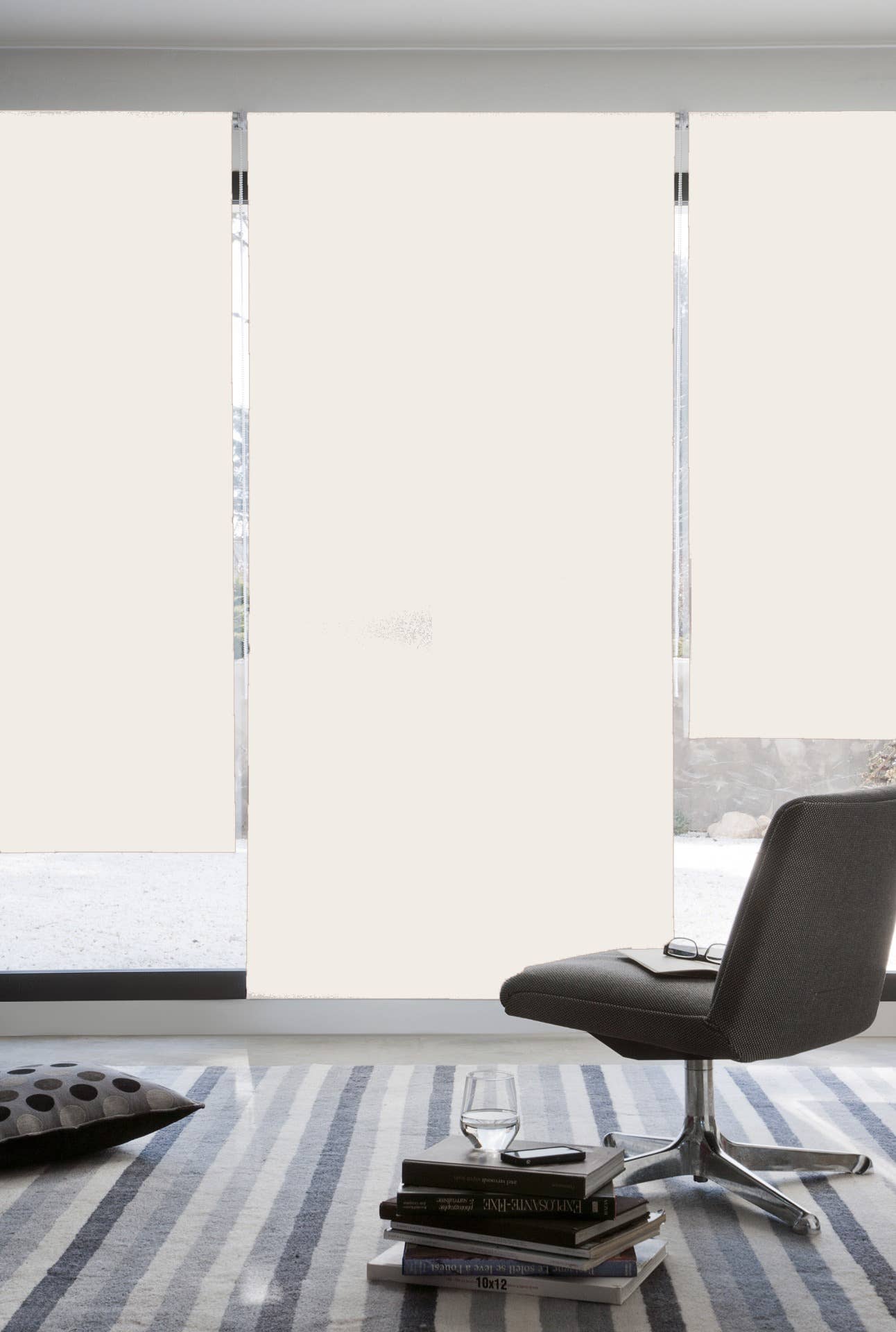 Beige Dracarys 100% ogenomskinlig rullgardin för wholesale på Faire1