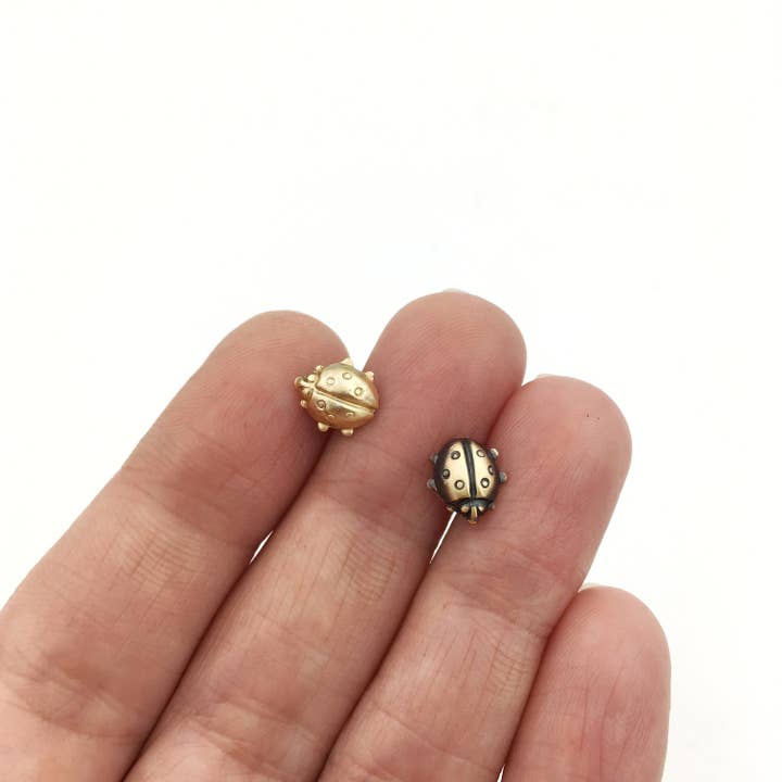 Mässing nyckelpiga stift eller nyckelpiga skalbagge insekt brosch för wholesale av Metal Cloth & Wood
