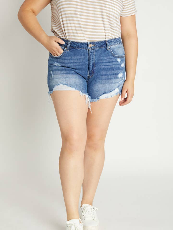 PRE PACK Plus Destructed Mom Denim Shorts ESP3401XL for wholesale by ENJEAN