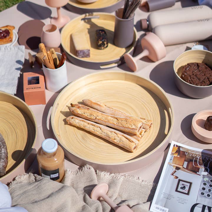 porter green | style + sustainability - Wholesale Picnic blanket - Latte + Donkey | Privv | Vegan Leather Waterproof Picnic Rug3