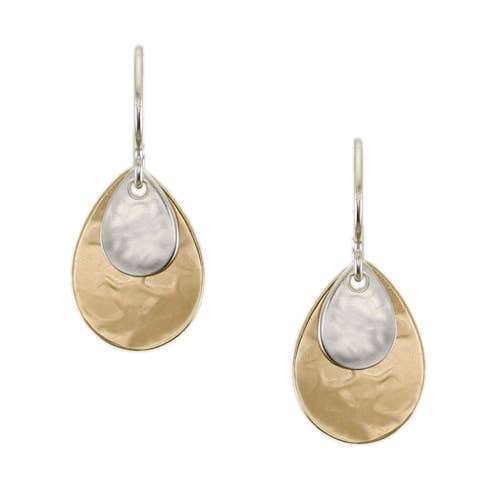 Små skiktade tårdroppar trådörhängen för wholesale av Marjorie Baer