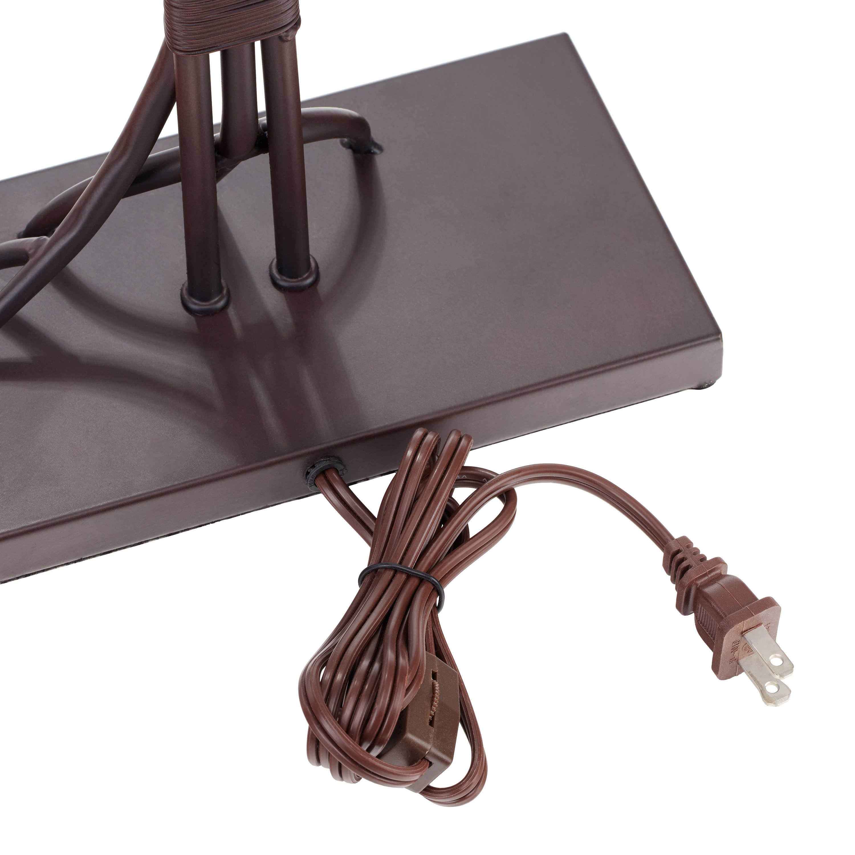 River of Goods - Vente Lampes d'appoint/de bureau - Lampe de table papillon en vitrail Amelia 20,5"H13