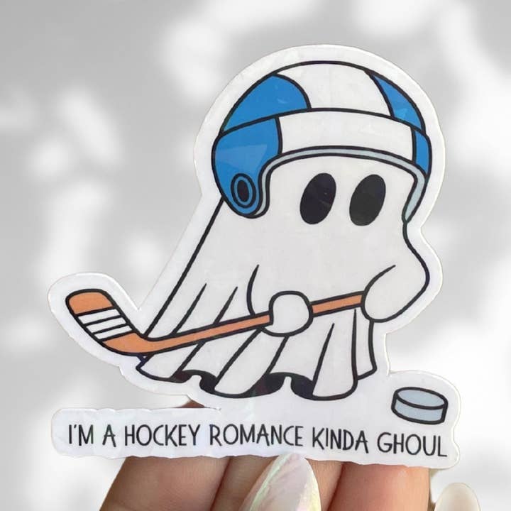 Autocollant Kindle de fantôme de romance de hockey pour les amateurs de livres pour la vente par Cheeky Chick Sticker Co.