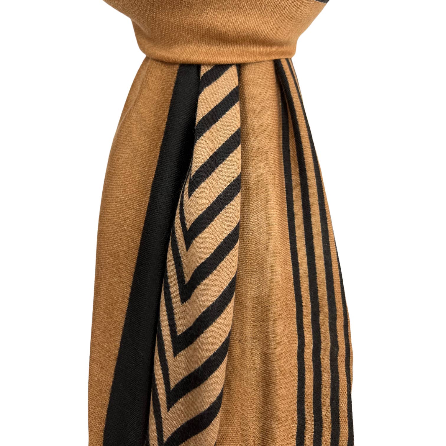 London Scarves - Wholesale Scarf - Women's - Big maze monogram printed scarf9