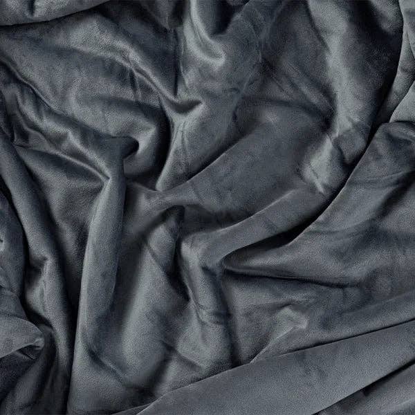 Big Blanket Co - Wholesale Throw Blanket - Original Stretch™ Blanket1