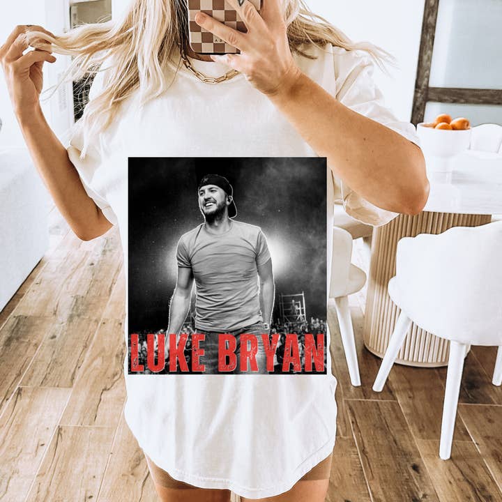 ZZ Threadz - Vendita all'ingrosso Maglietta stampata - Donna - T-shirt con grafica Luke Bryan Country Music