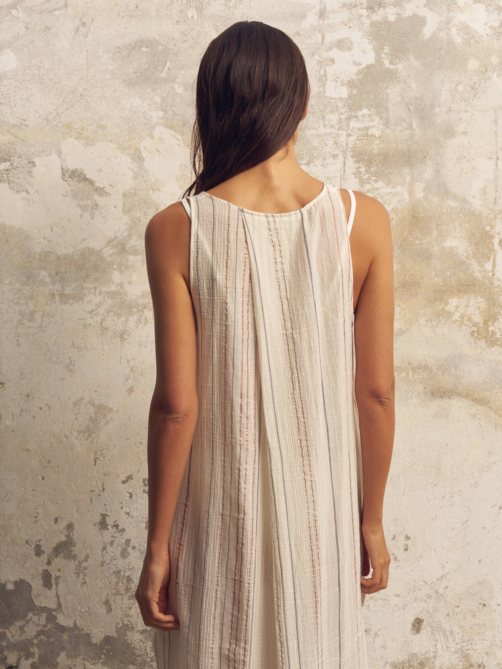 Natural con rayas Vestido Day Break - Natural con Rayas de venta al por mayor en Faire7