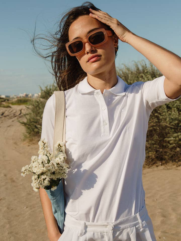 Hvid polo ANGEL SEA 100% økologisk for engroshandel hos Cottyfish